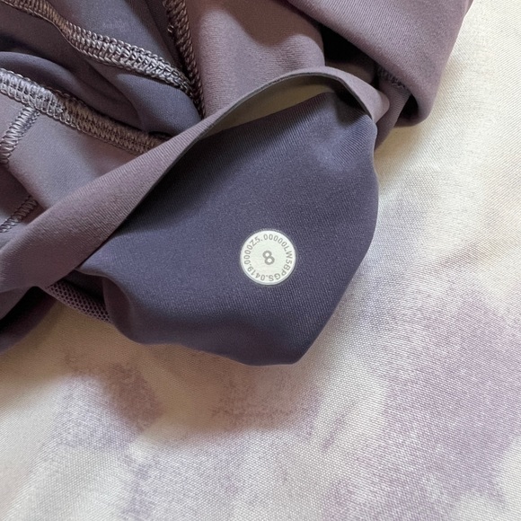 Lululemon In Movements 25” - Picture 5 of 5